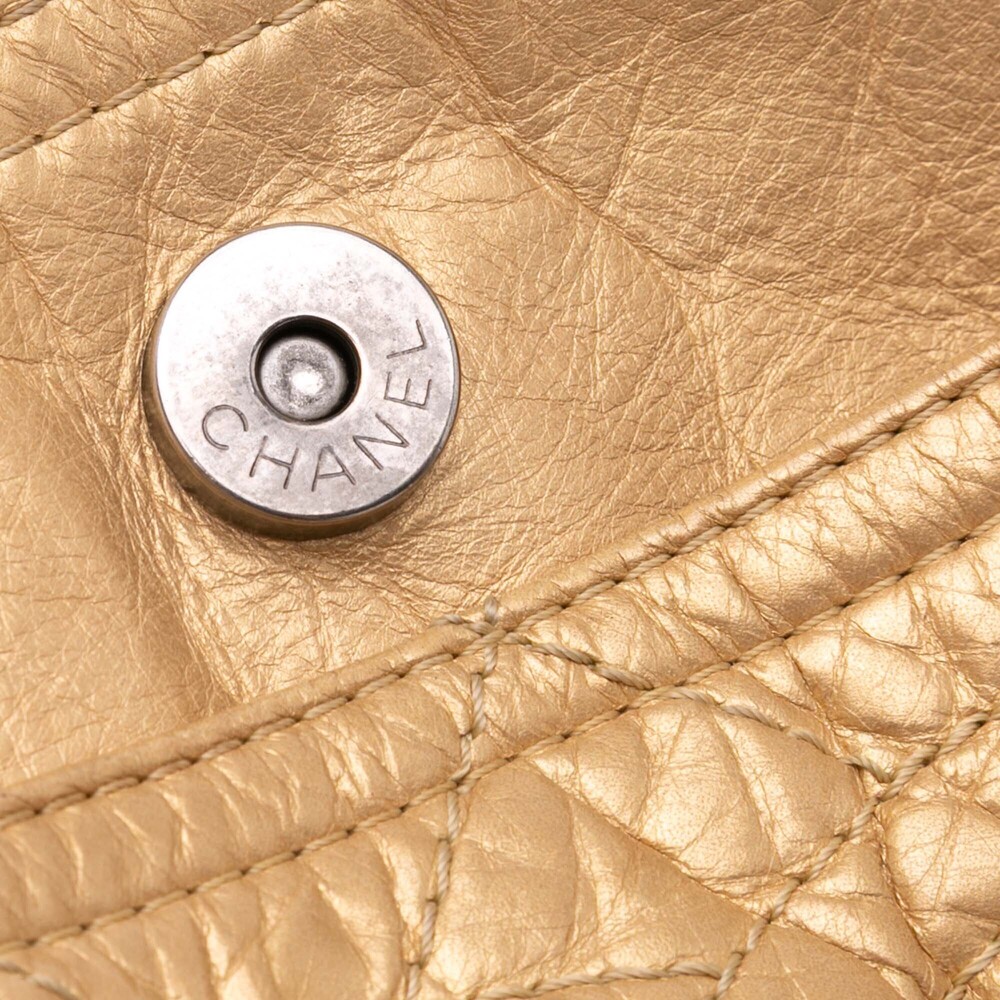 Pre-Loved Chanel Distressed Calfskin Shopping In Moscow Tote - Picture 8 of 11